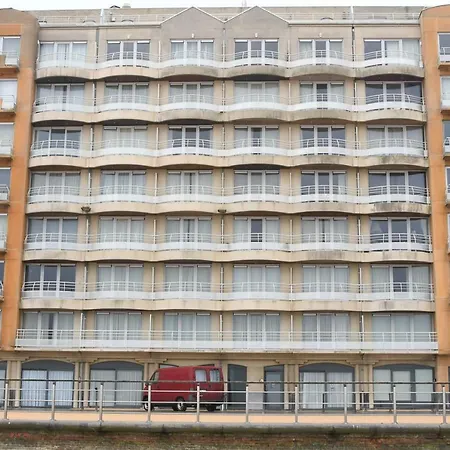 Zwembad Met Frontaal Zeezicht Lejlighed Oostende